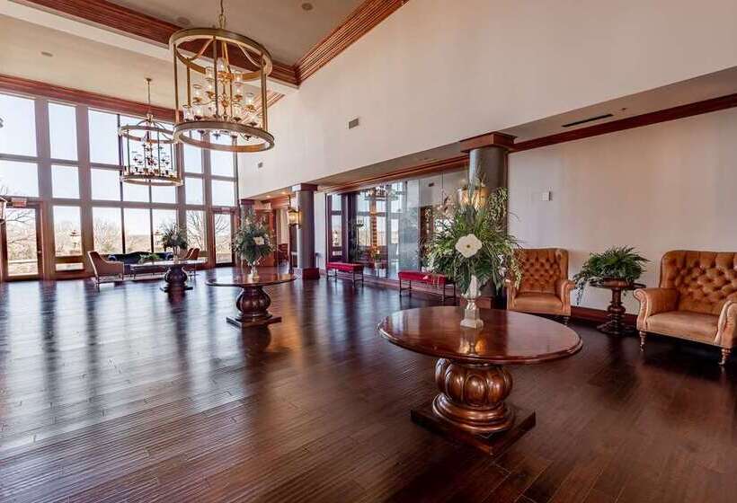 فندق Hilton Branson Convention Center