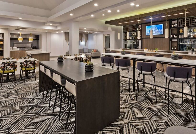 酒店 Hilton Garden Inn Birmingham/lakeshore Drive