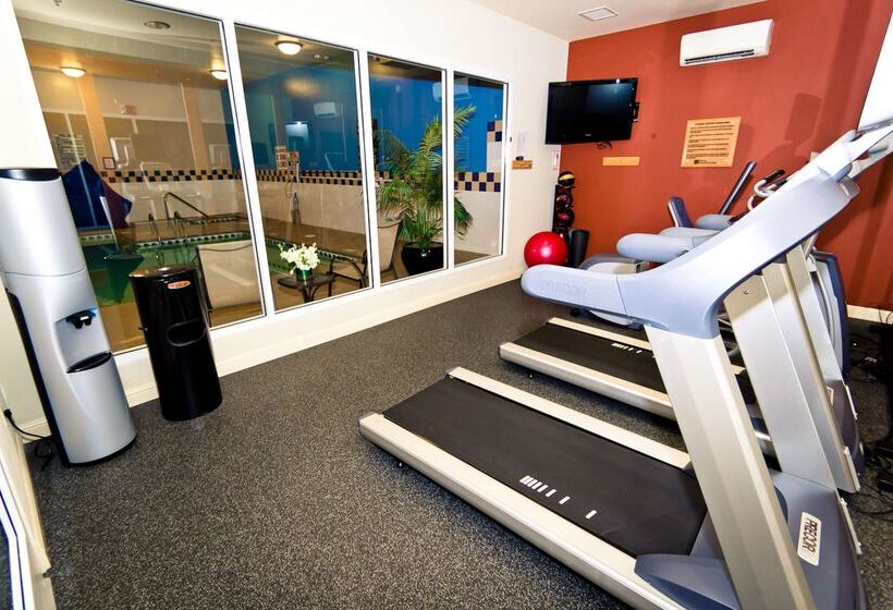 酒店 Hilton Garden Inn Charlotte Uptown