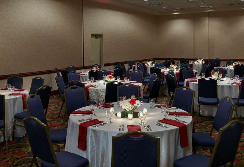 酒店 Hilton Garden Inn Charlotte Uptown