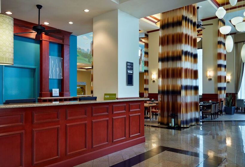 酒店 Hilton Garden Inn Charlotte Uptown