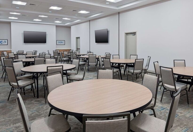 酒店 Hilton Garden Inn Charlotte Uptown