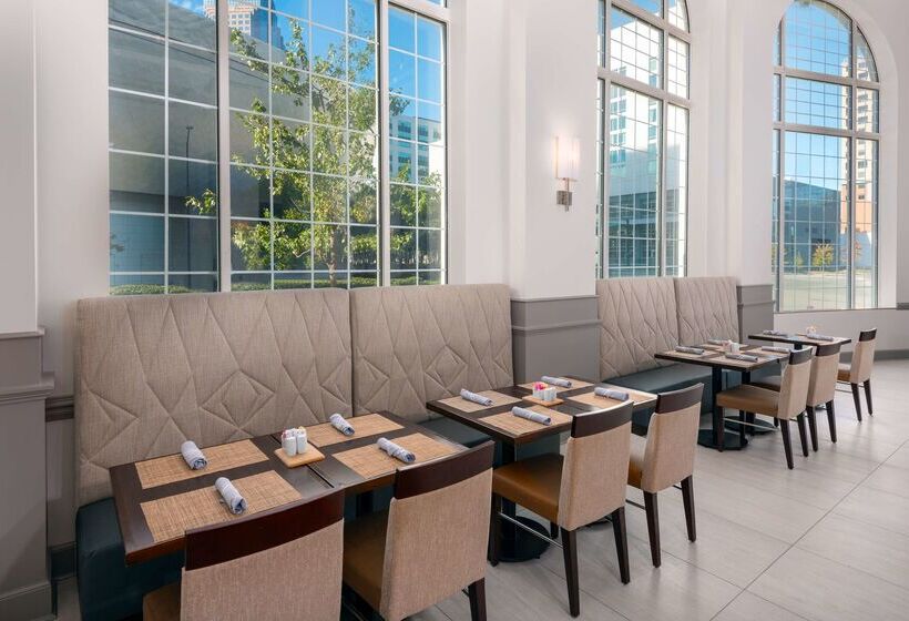 酒店 Hilton Garden Inn Charlotte Uptown