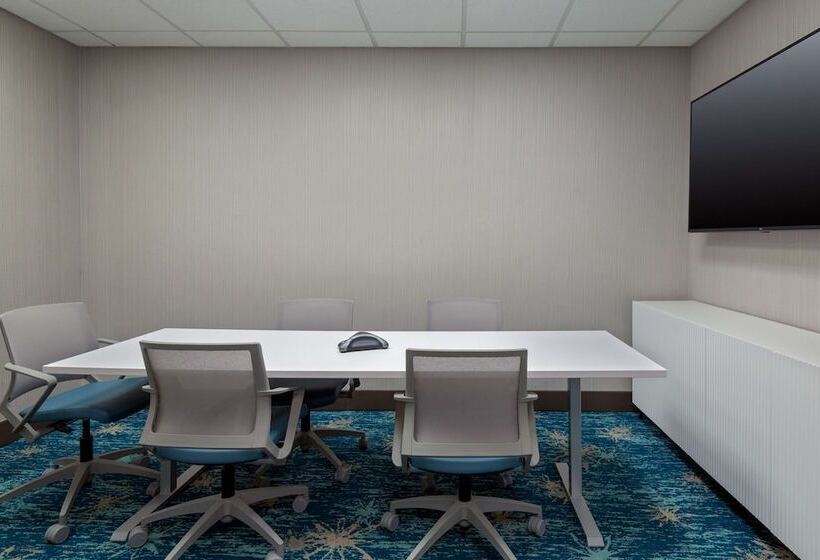 酒店 Hilton Garden Inn Charlotte Uptown