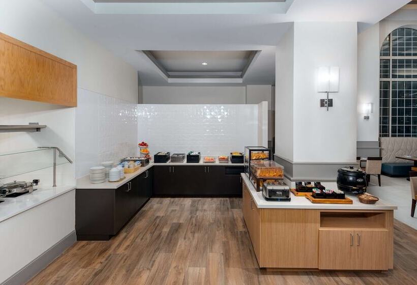 酒店 Hilton Garden Inn Charlotte Uptown