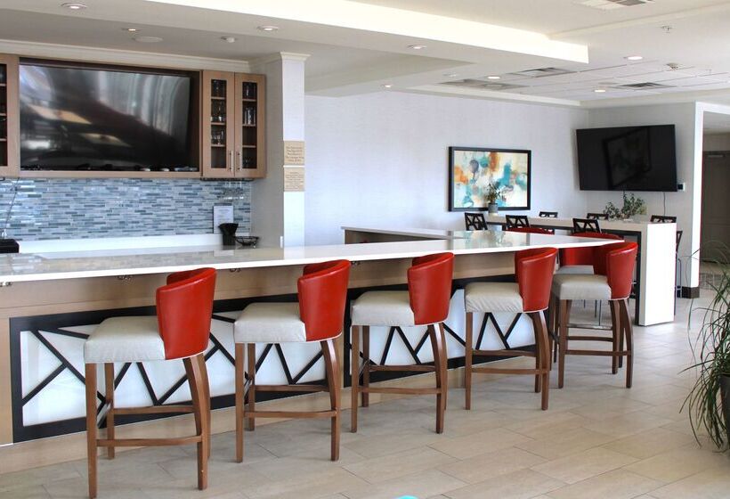 هتل Hilton Garden Inn Colorado Springs Airport