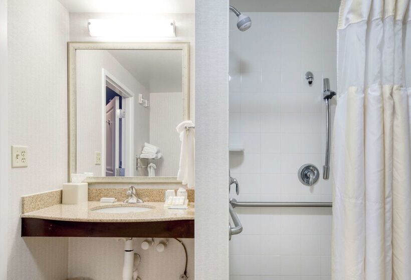 호텔 Hilton Garden Inn Durham Southpoint