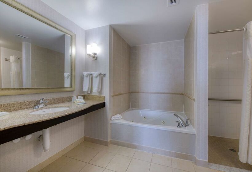 호텔 Hilton Garden Inn Durham Southpoint