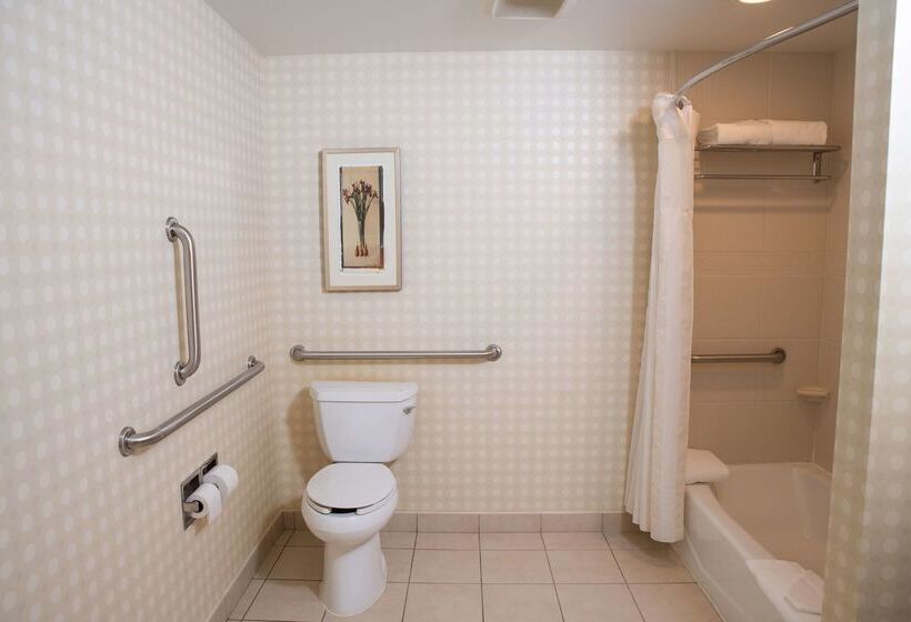 فندق Hilton Garden Inn Erie