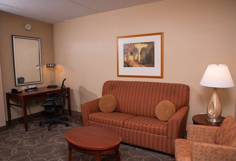 فندق Hilton Garden Inn Erie