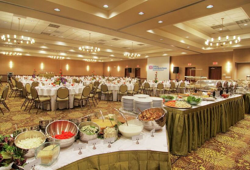 Отель Hilton Garden Inn Houstonpearland