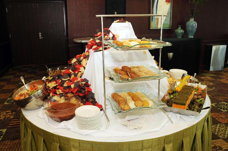 Отель Hilton Garden Inn Houstonpearland