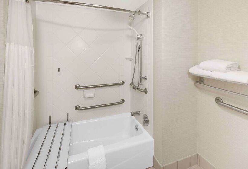 فندق Hilton Garden Inn Jackson/madison