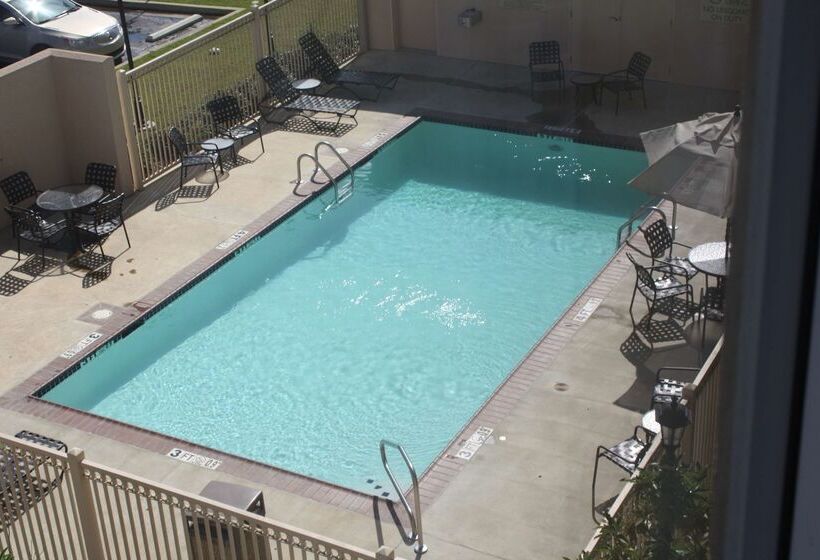 בית מלון כפרי Hilton Garden Inn Jackson Pearl