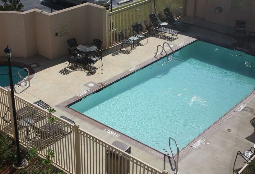 فندق Hilton Garden Inn Jackson Pearl