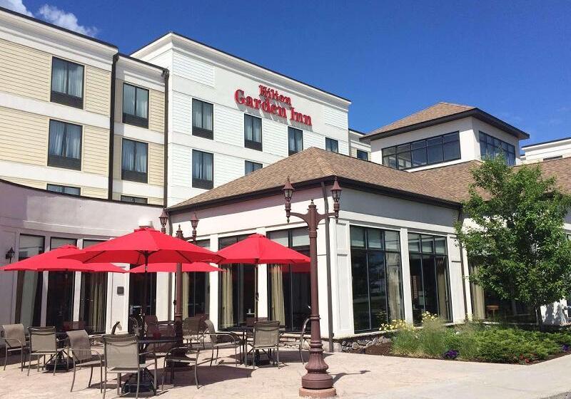 בית מלון כפרי Hilton Garden Inn Kalispell