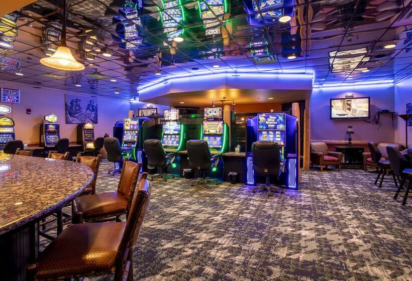 בית מלון כפרי Hilton Garden Inn Kalispell