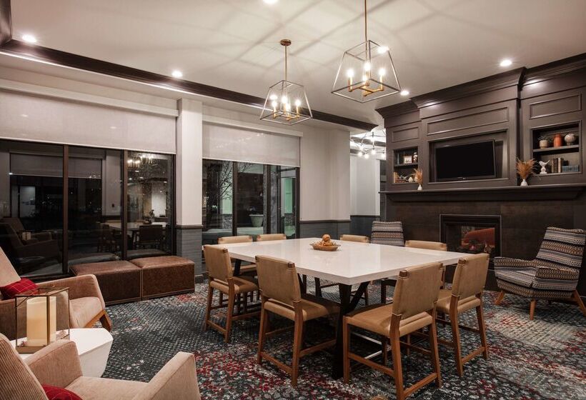 ホテル Hilton Garden Inn Kalispell