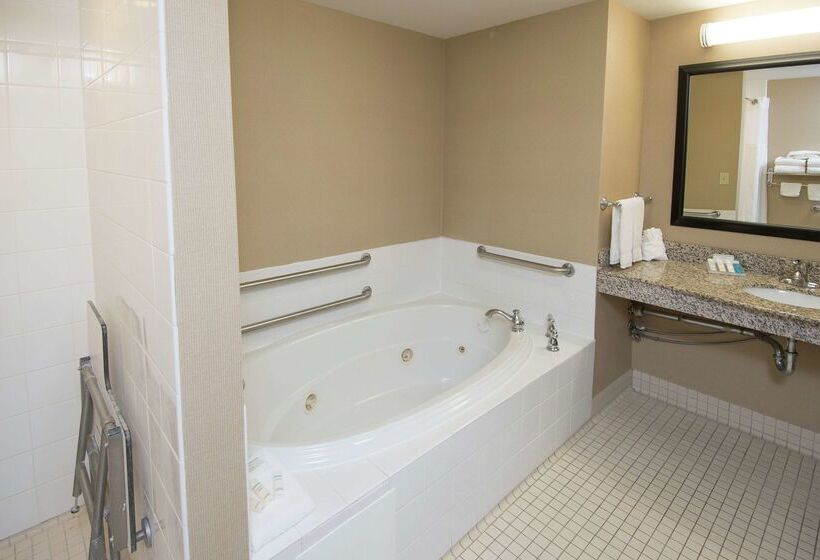 هتل Hilton Garden Inn Lexington Georgetown