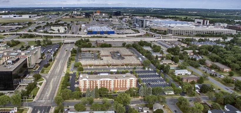 هتل Hilton Garden Inn Minneapolis Airport Mall Of America