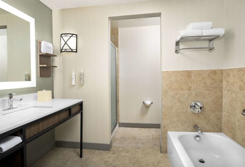 هتل Hilton Garden Inn Missoula