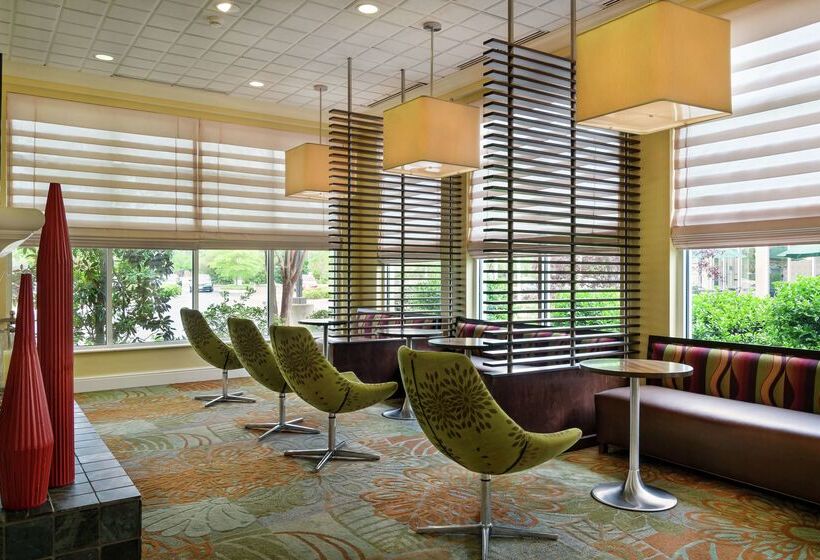 호텔 Hilton Garden Inn Newport News