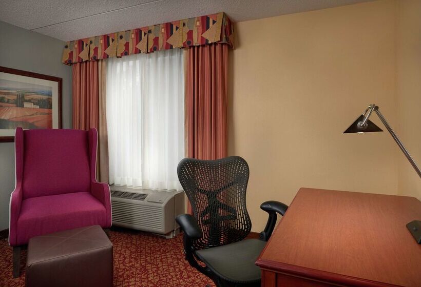 호텔 Hilton Garden Inn Newport News