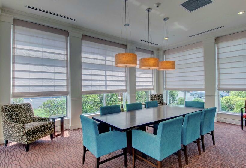 فندق Hilton Garden Inn Norwalk