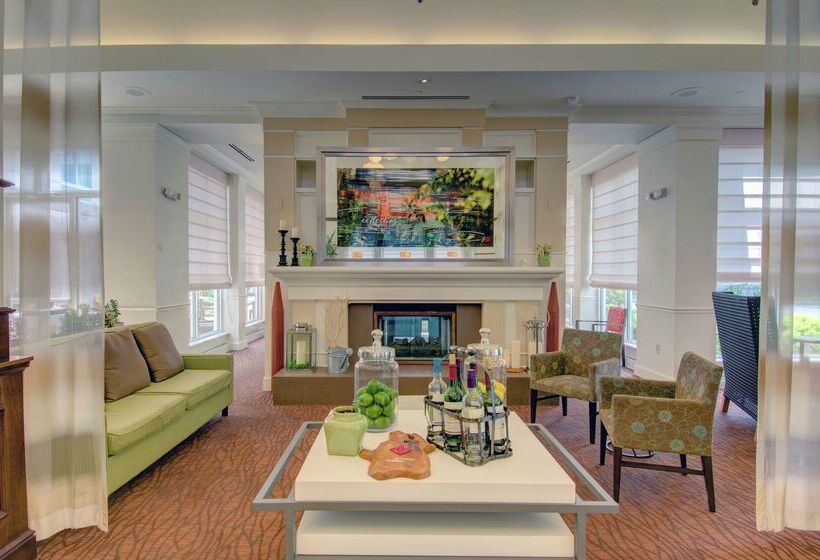 فندق Hilton Garden Inn Norwalk