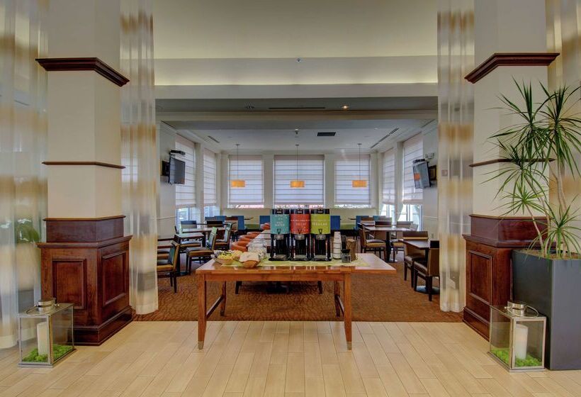 فندق Hilton Garden Inn Norwalk