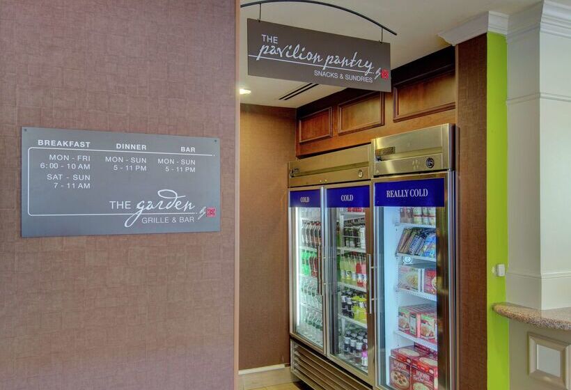 فندق Hilton Garden Inn Norwalk