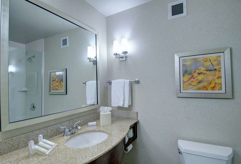 فندق Hilton Garden Inn Norwalk