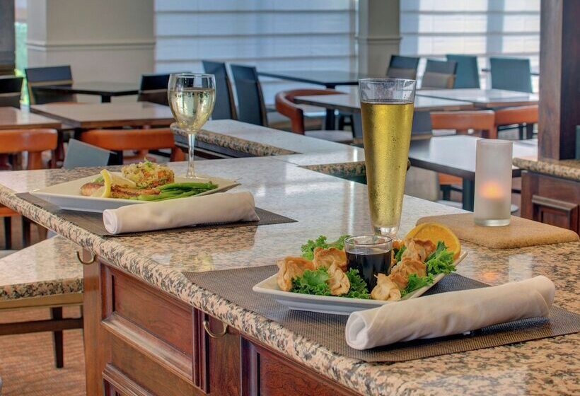 فندق Hilton Garden Inn Norwalk