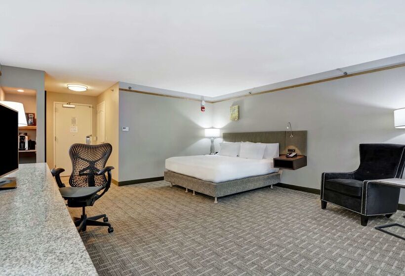 فندق Hilton Garden Inn Oshkosh
