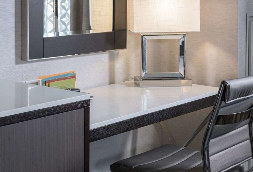 فندق Hilton Garden Inn Portsmouth Downtown