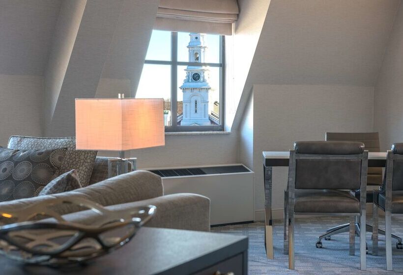 فندق Hilton Garden Inn Portsmouth Downtown