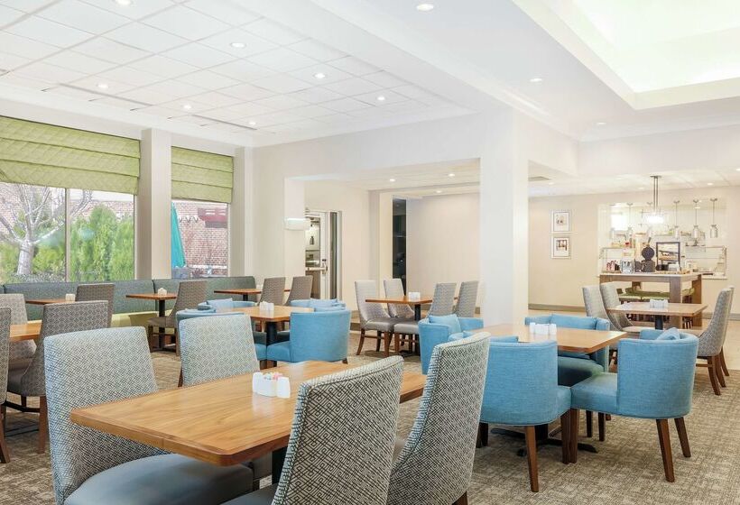 Отель Hilton Garden Inn Roanoke Rapids