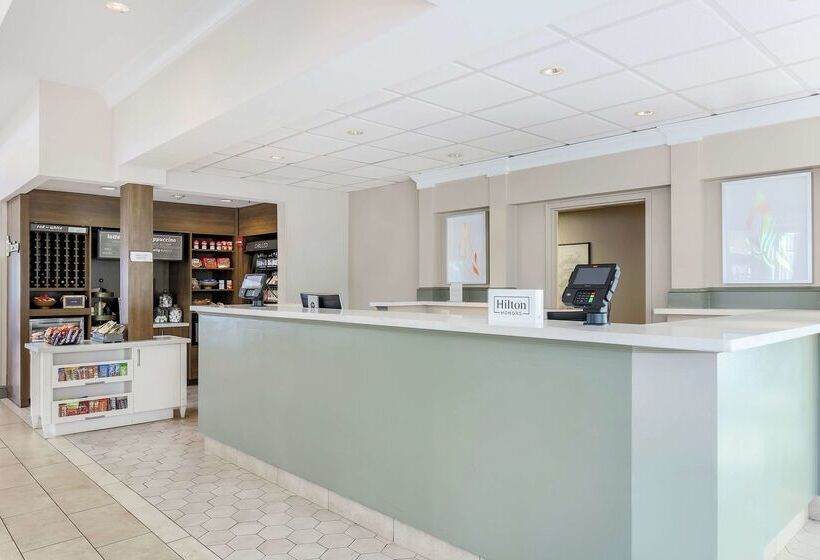 Отель Hilton Garden Inn Roanoke Rapids