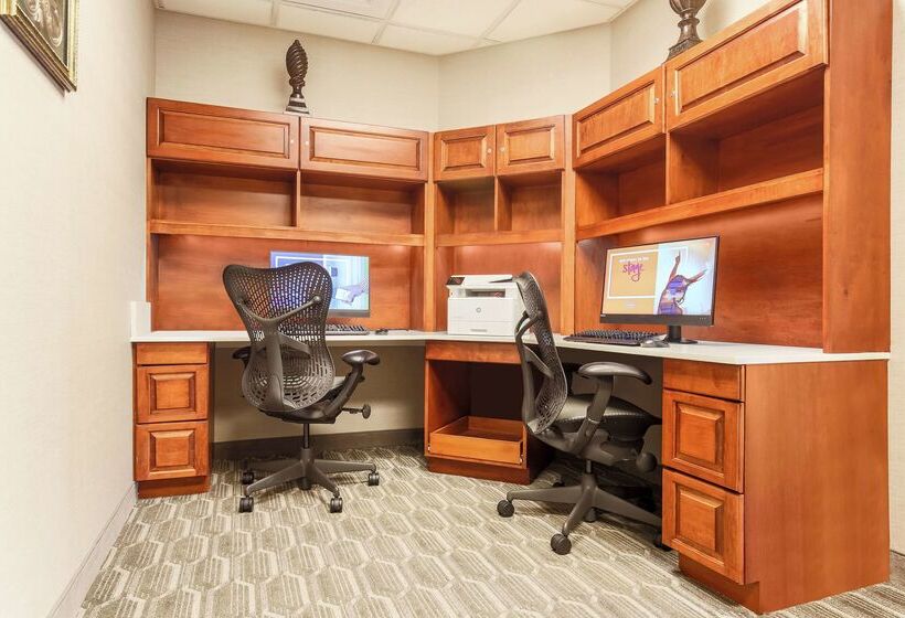 호텔 Hilton Garden Inn Roanoke Rapids