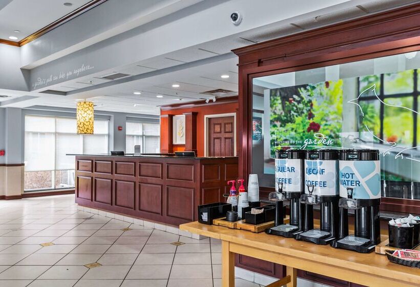 فندق Hilton Garden Inn Starkville