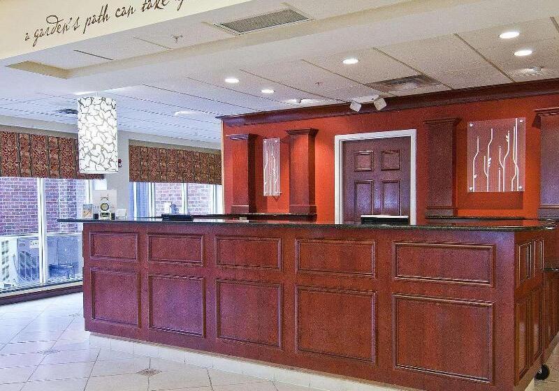 فندق Hilton Garden Inn Starkville