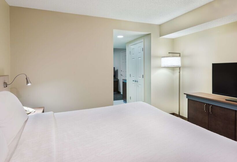 ホテル Hilton Garden Inn Westbury