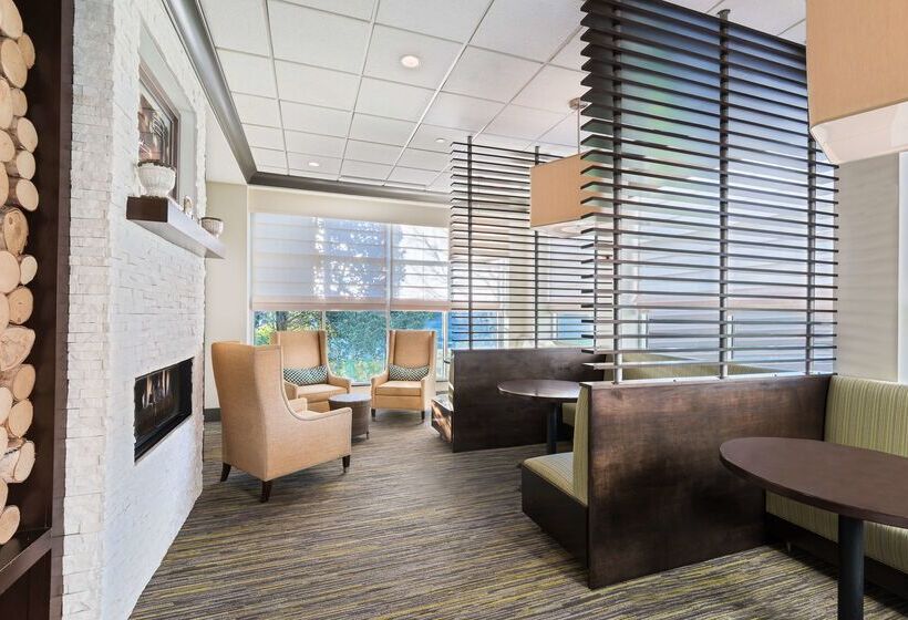 ホテル Hilton Garden Inn Westbury