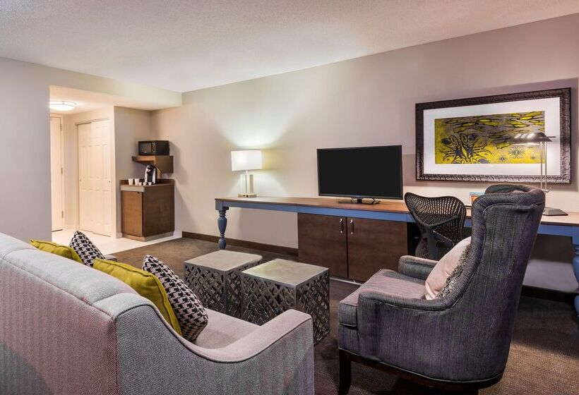 ホテル Hilton Garden Inn Westbury