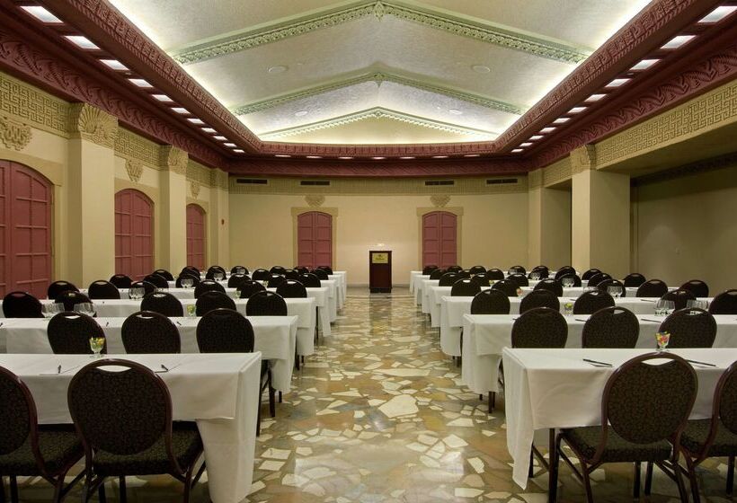 فندق Hilton President Kansas City