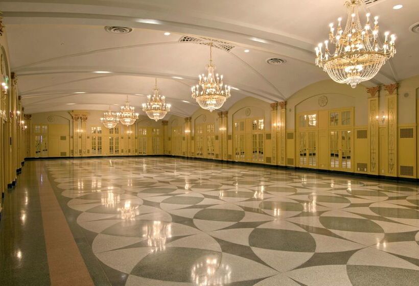 فندق Hilton President Kansas City