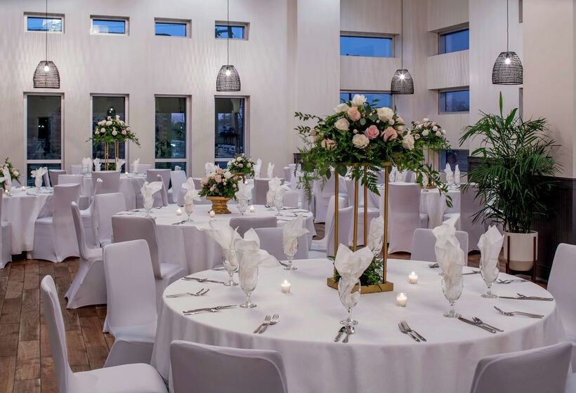 هتل Hilton Shreveport