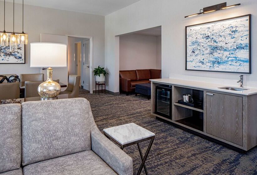 هتل Hilton Shreveport