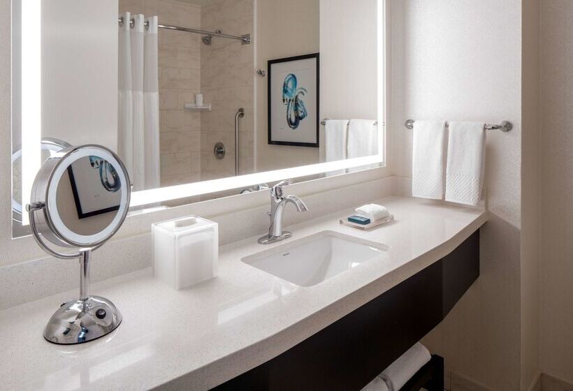 هتل Hilton Shreveport