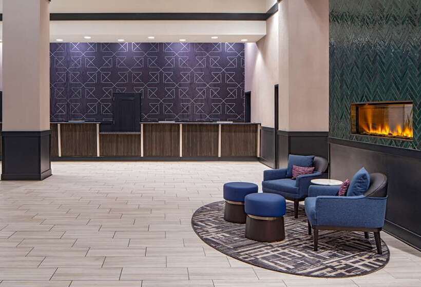 هتل Hilton Shreveport